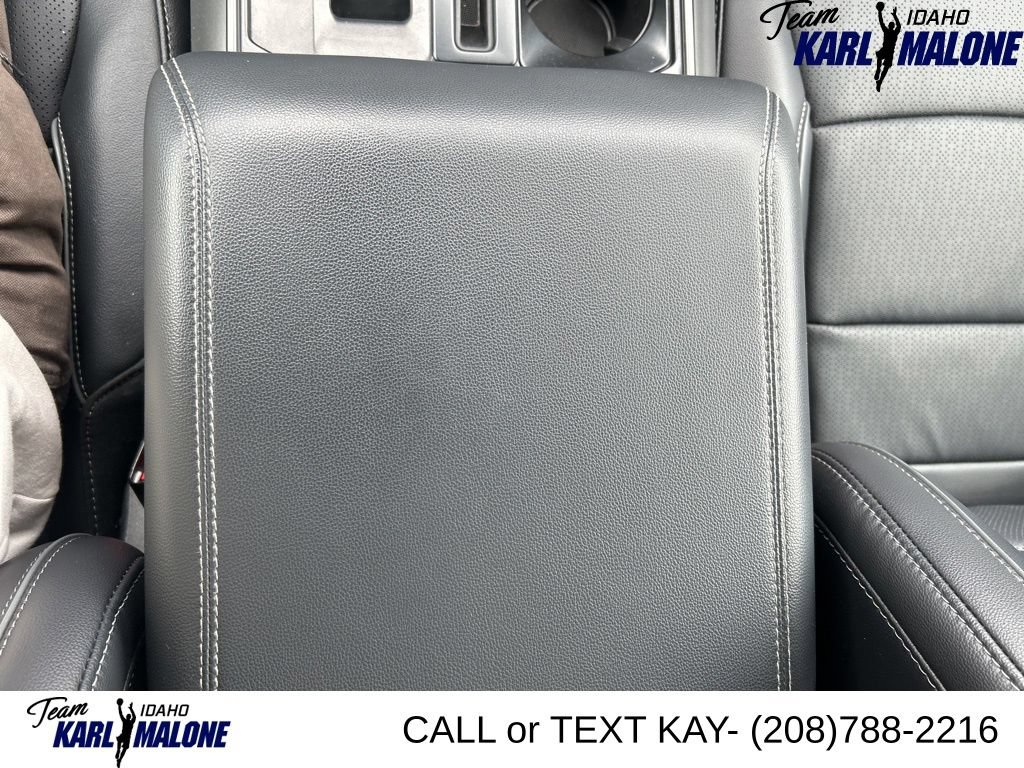 Used 2025 Ford F150 Lariat AWD/4WD image 37