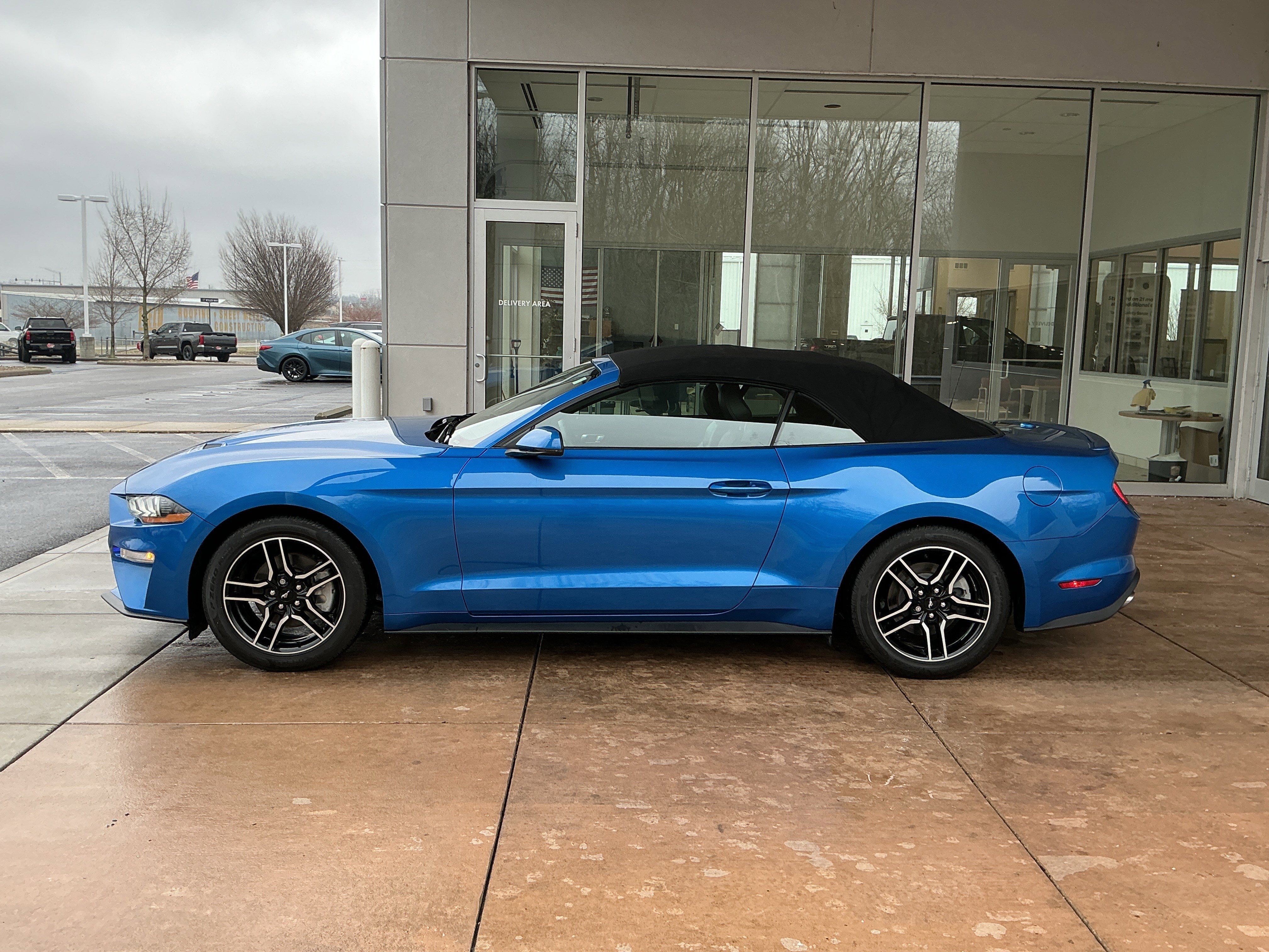 Used 2019 Ford Mustang Premium image 19