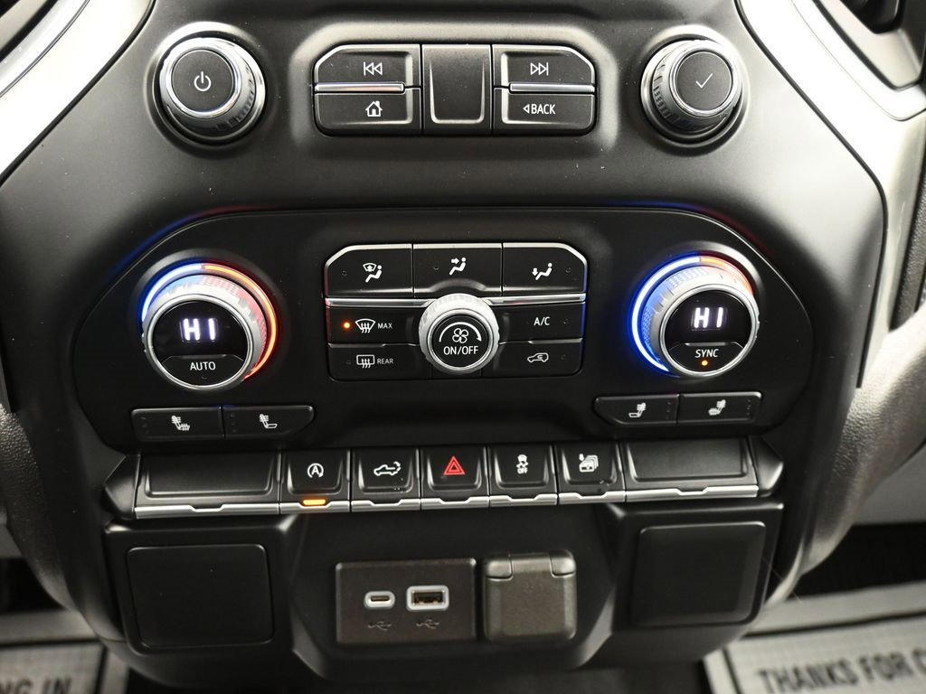 Used 2022 Chevrolet Silverado 1500 LT image 24