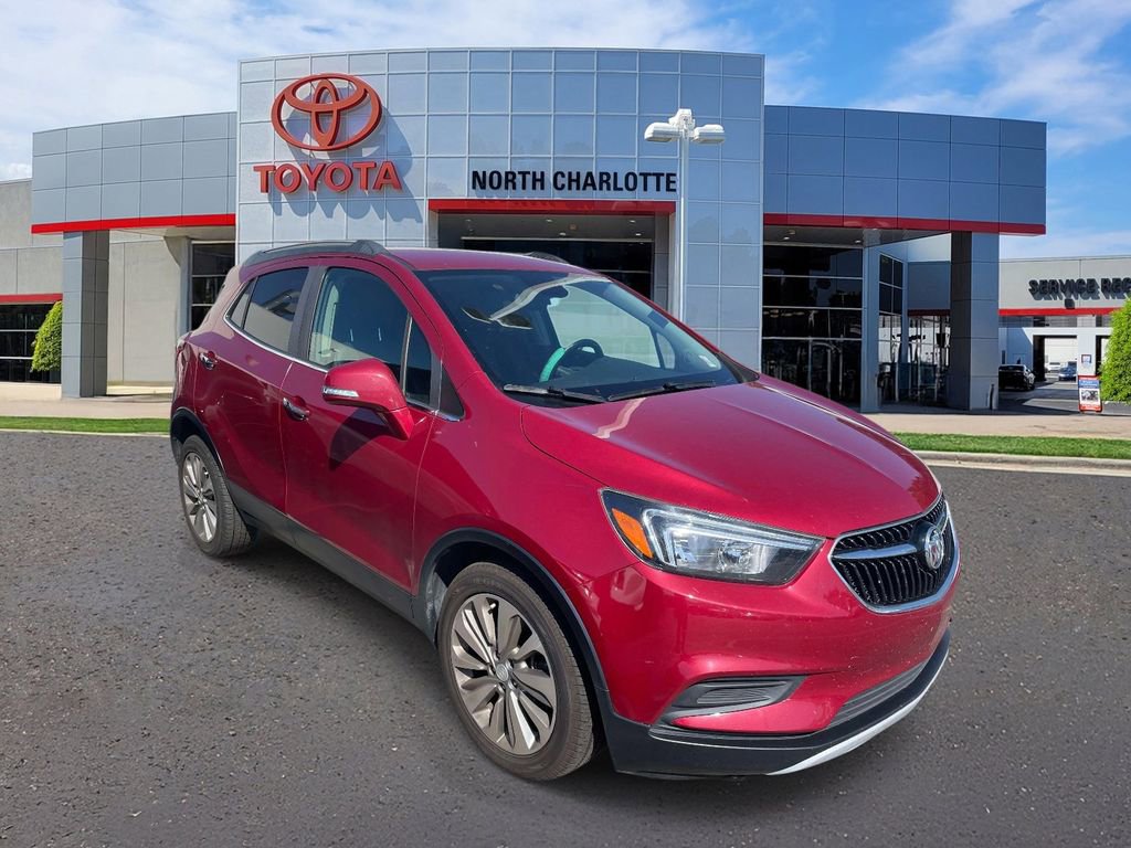 Used 2017 Buick Encore Preferred FWD image 2