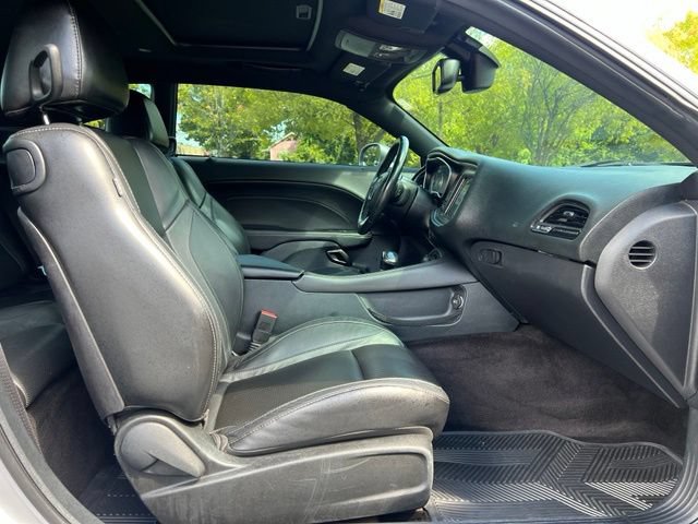 Used 2016 Dodge Challenger R/T Plus RWD image 15