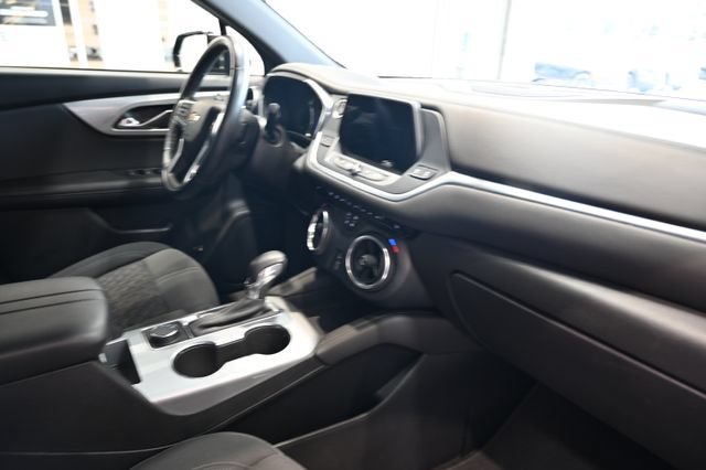 Used 2020 Chevrolet Blazer LT FWD image 13