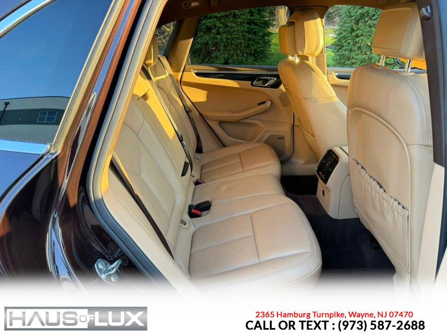 Used 2017 Porsche Macan S AWD/4WD image 21