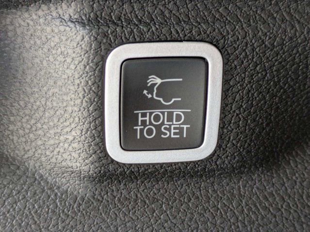 New 2026 Jeep Grand Cherokee L Summit w/ Obsidian Package AWD/4WD image 13