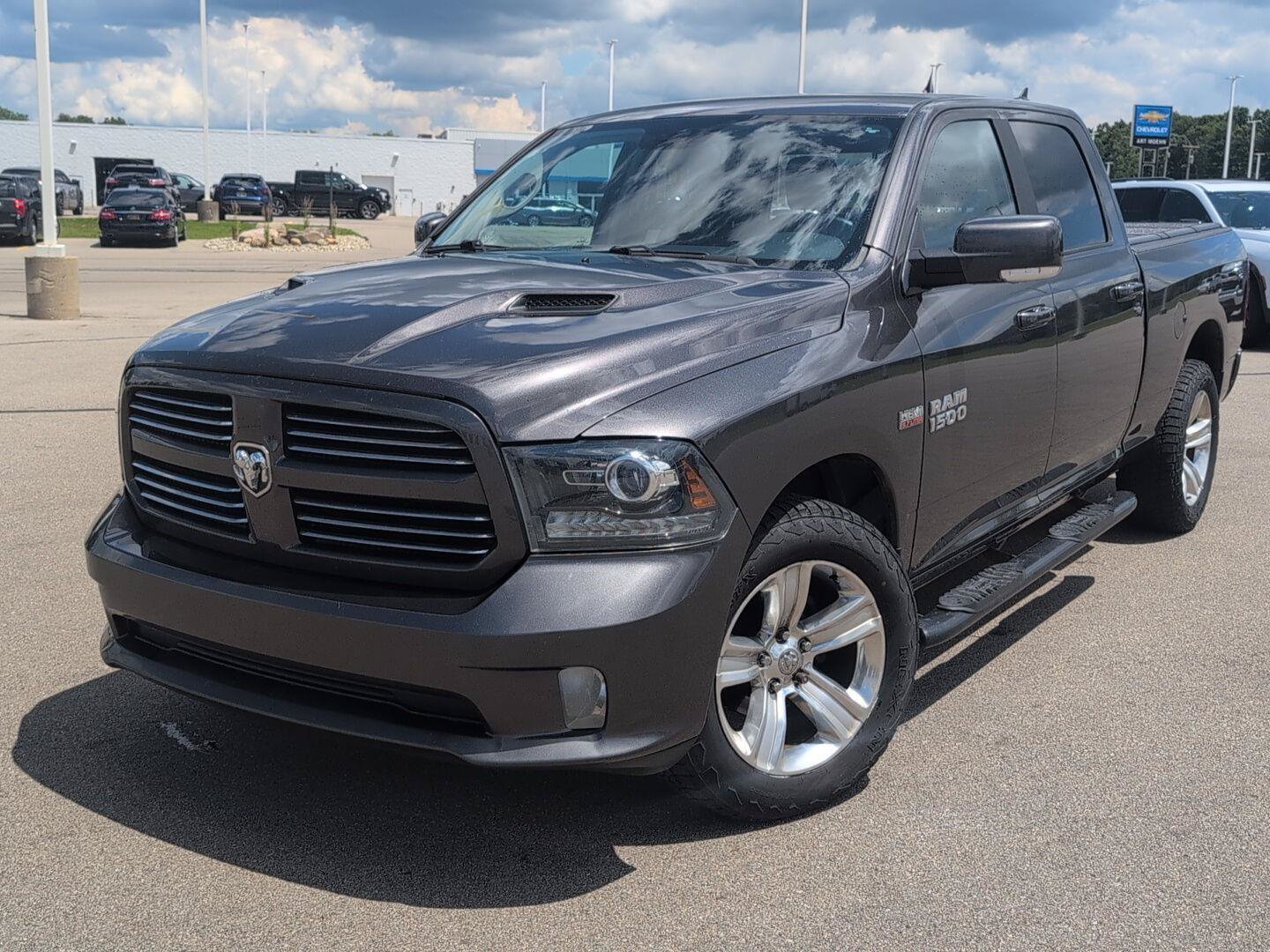Used 2016 RAM 1500 Sport w/ Convenience Group AWD/4WD image 11