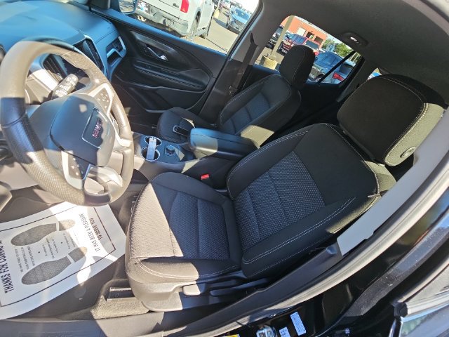 Used 2024 GMC Terrain SLE AWD/4WD image 28