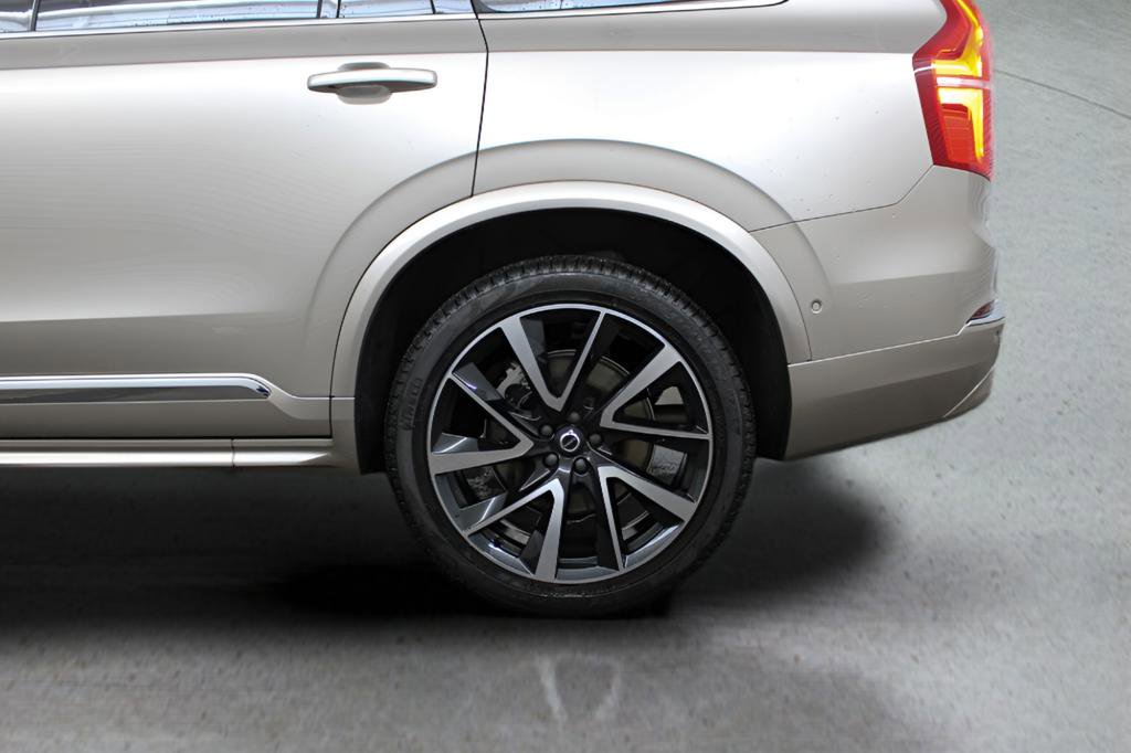 Used 2025 Volvo XC90 B6 Plus w/ Protection Package Premier AWD/4WD image 43