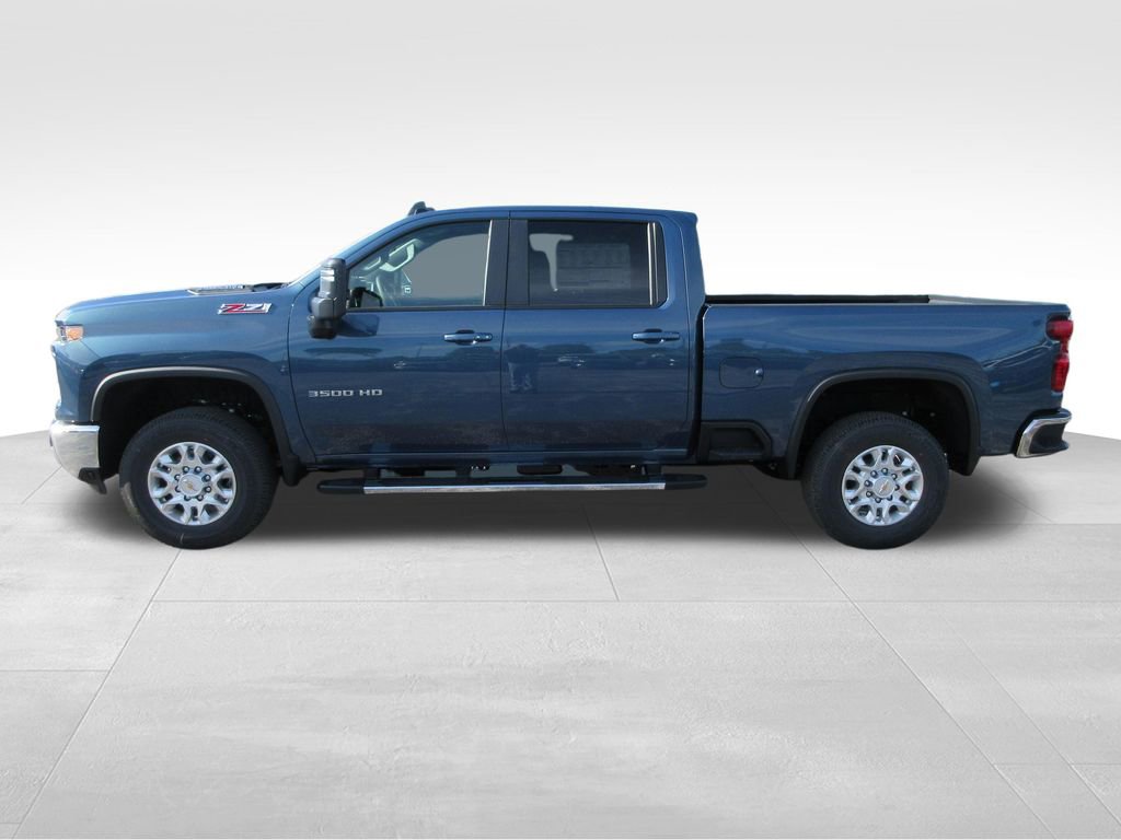 New 2026 Chevrolet Silverado 3500 LT w/ All Star Edition AWD/4WD image 2