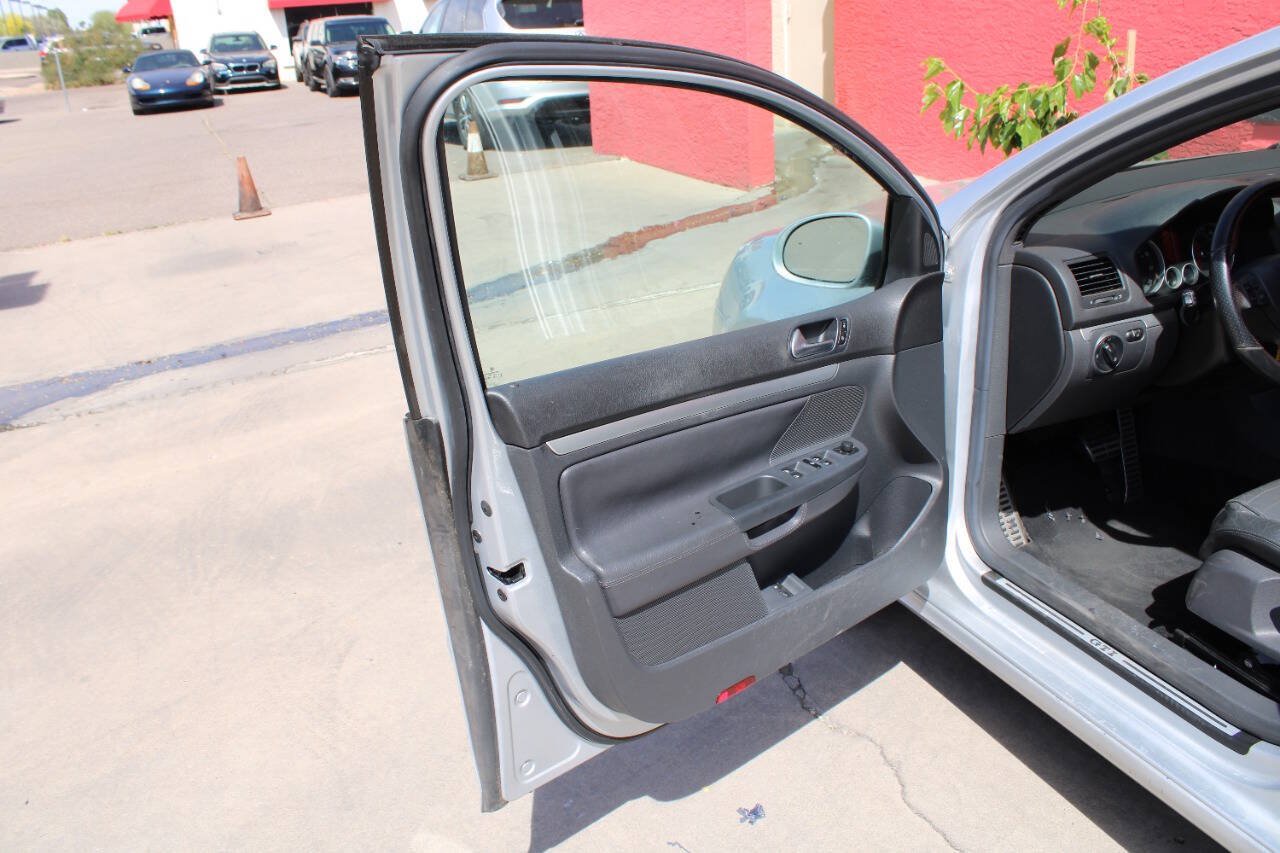 Used 2007 Volkswagen GTI 4-Door FWD image 15