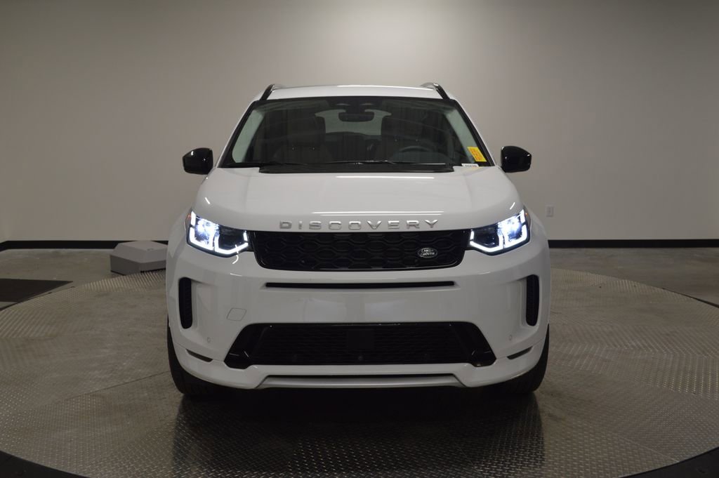 Used 2025 Land Rover Discovery Sport S image 8