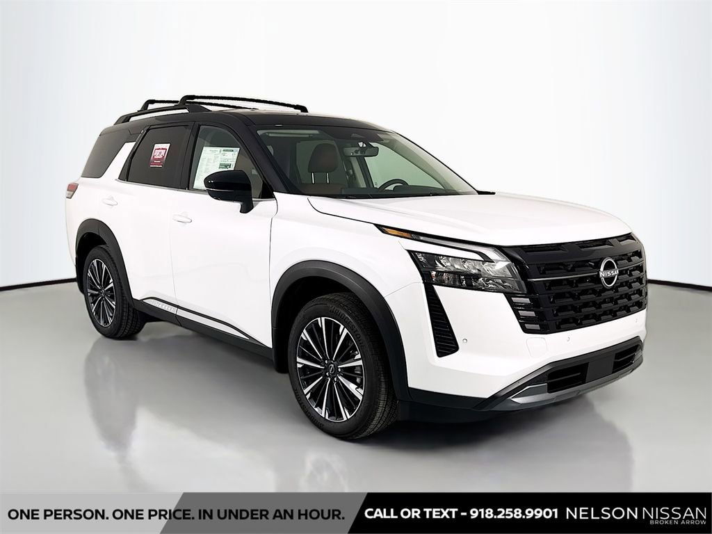 New 2026 Nissan Pathfinder Platinum image 3