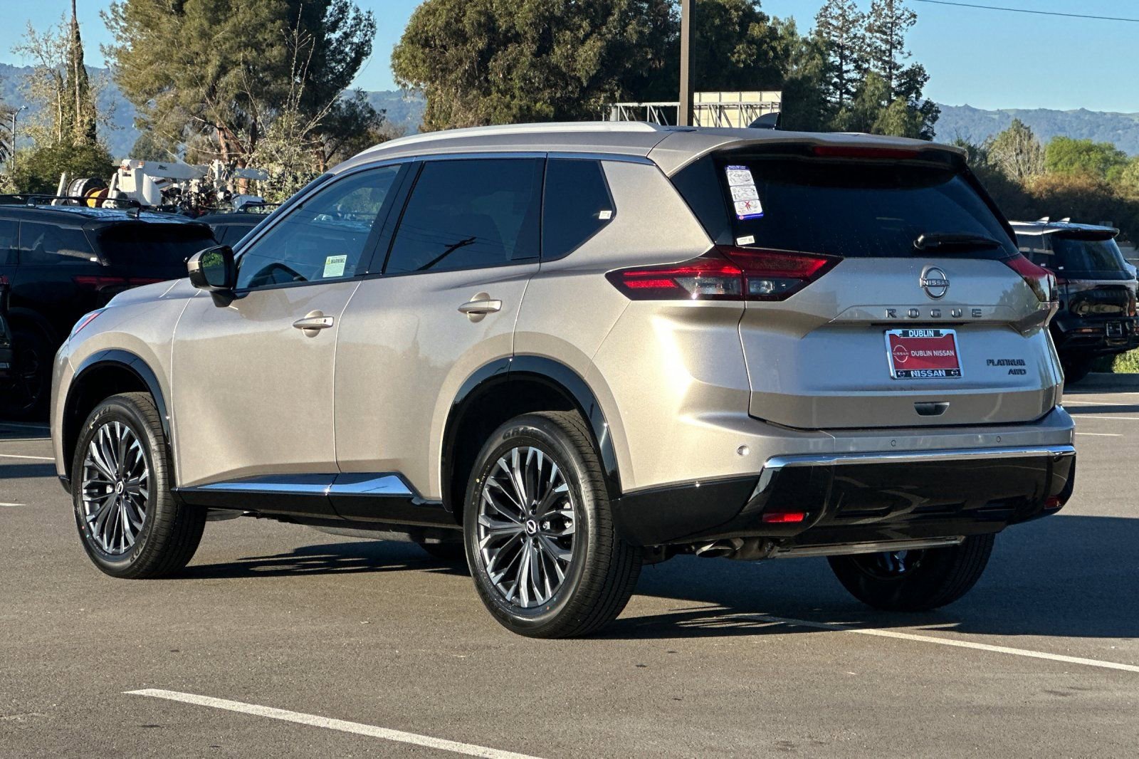 New 2026 Nissan Rogue Platinum image 6