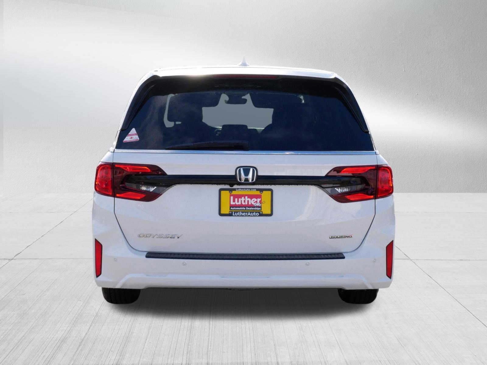 Certified 2026 Honda Odyssey Touring image 6