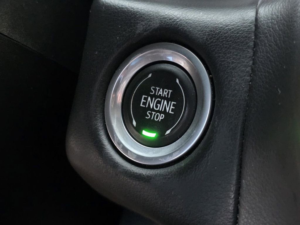 Used 2022 Chevrolet Suburban Premier RWD image 21