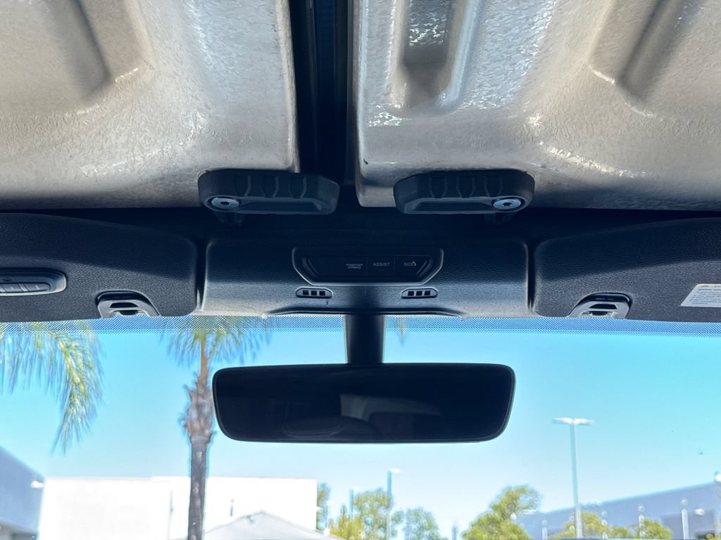 Used 2023 Jeep Wrangler Unlimited Sahara AWD/4WD image 24