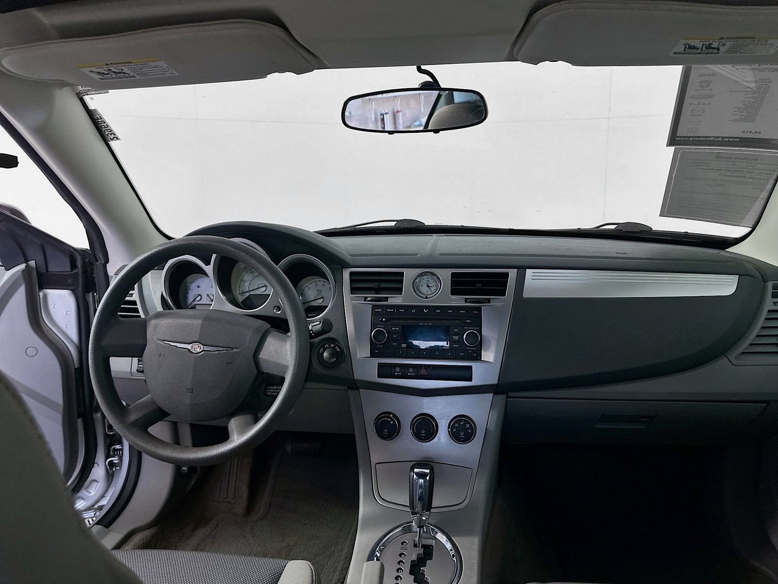 Used 2008 Chrysler Sebring Touring FWD image 21