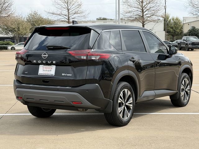 Used 2023 Nissan Rogue SV image 4