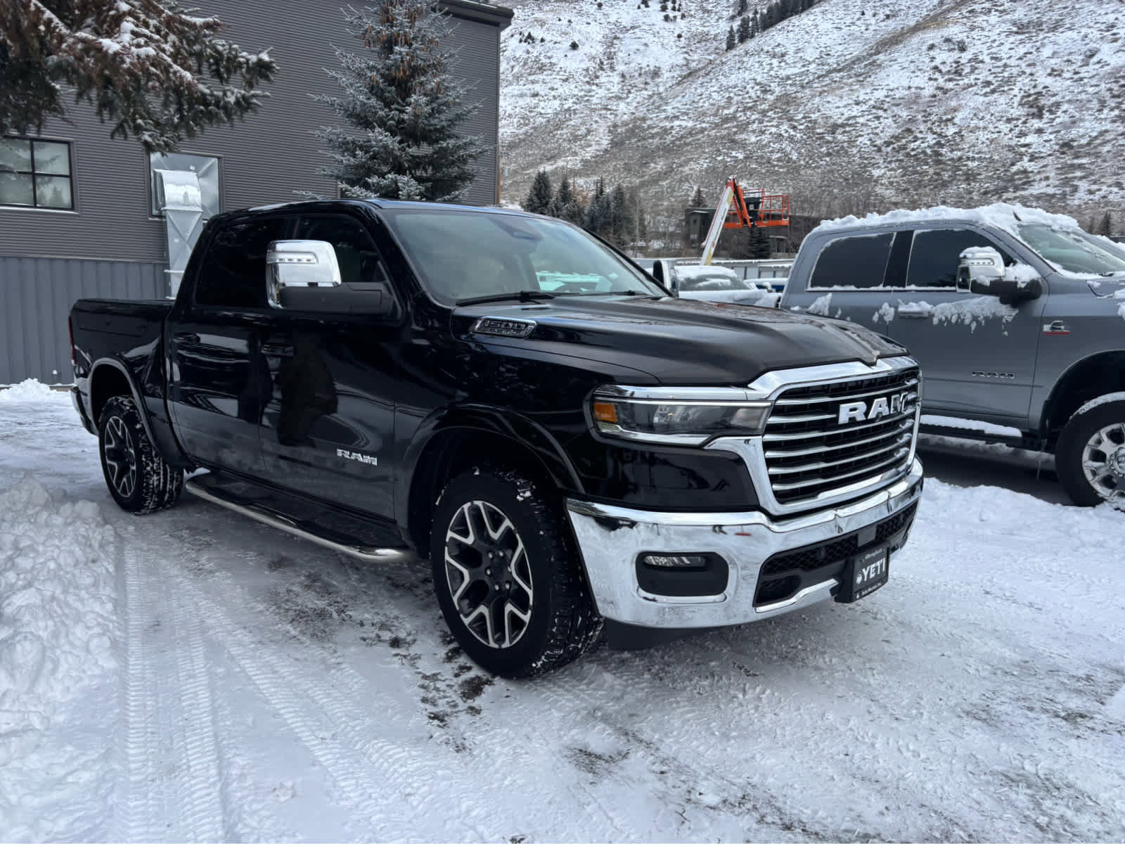 Used 2025 RAM 1500 Laramie w/ Trailer Tow Group image 10