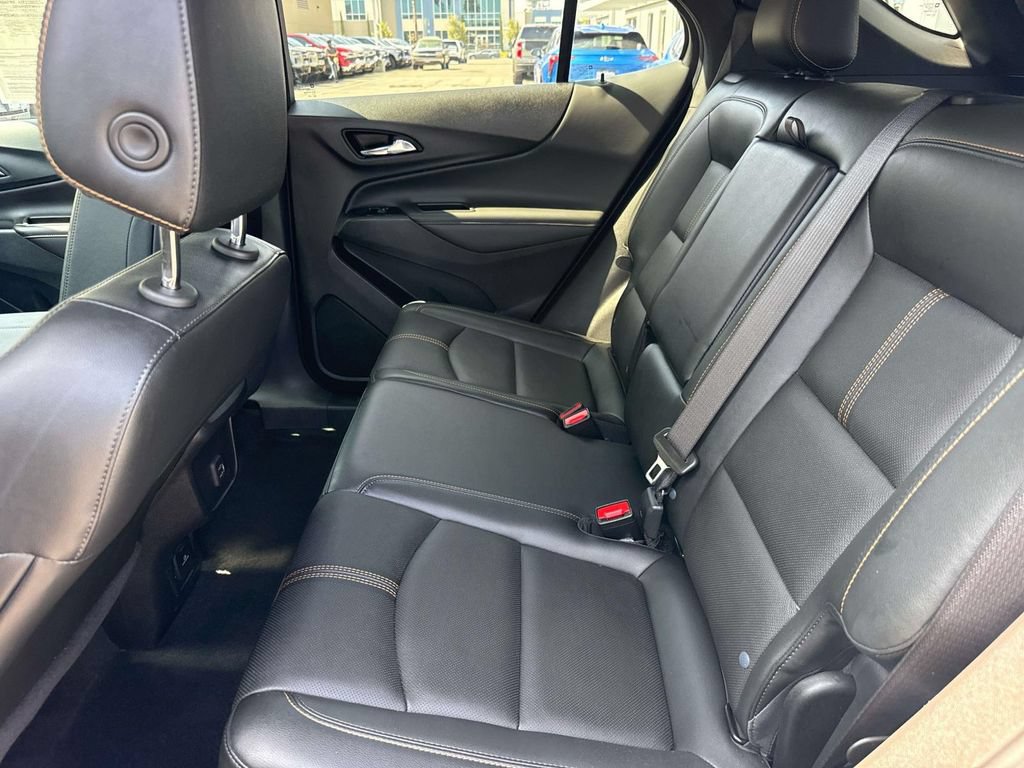 Used 2023 Chevrolet Equinox Premier FWD image 10