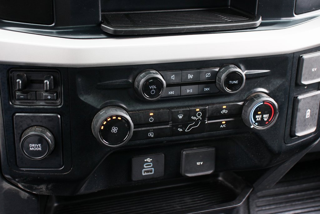 Used 2024 Ford F250 XL w/ XL Chrome Package image 32