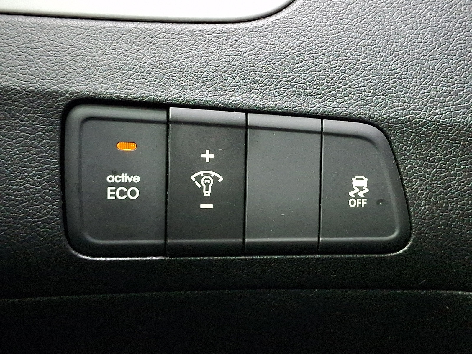 Used 2016 Hyundai Elantra Value Edition FWD image 28