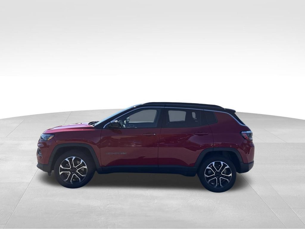 Used 2023 Jeep Compass Limited AWD/4WD image 9