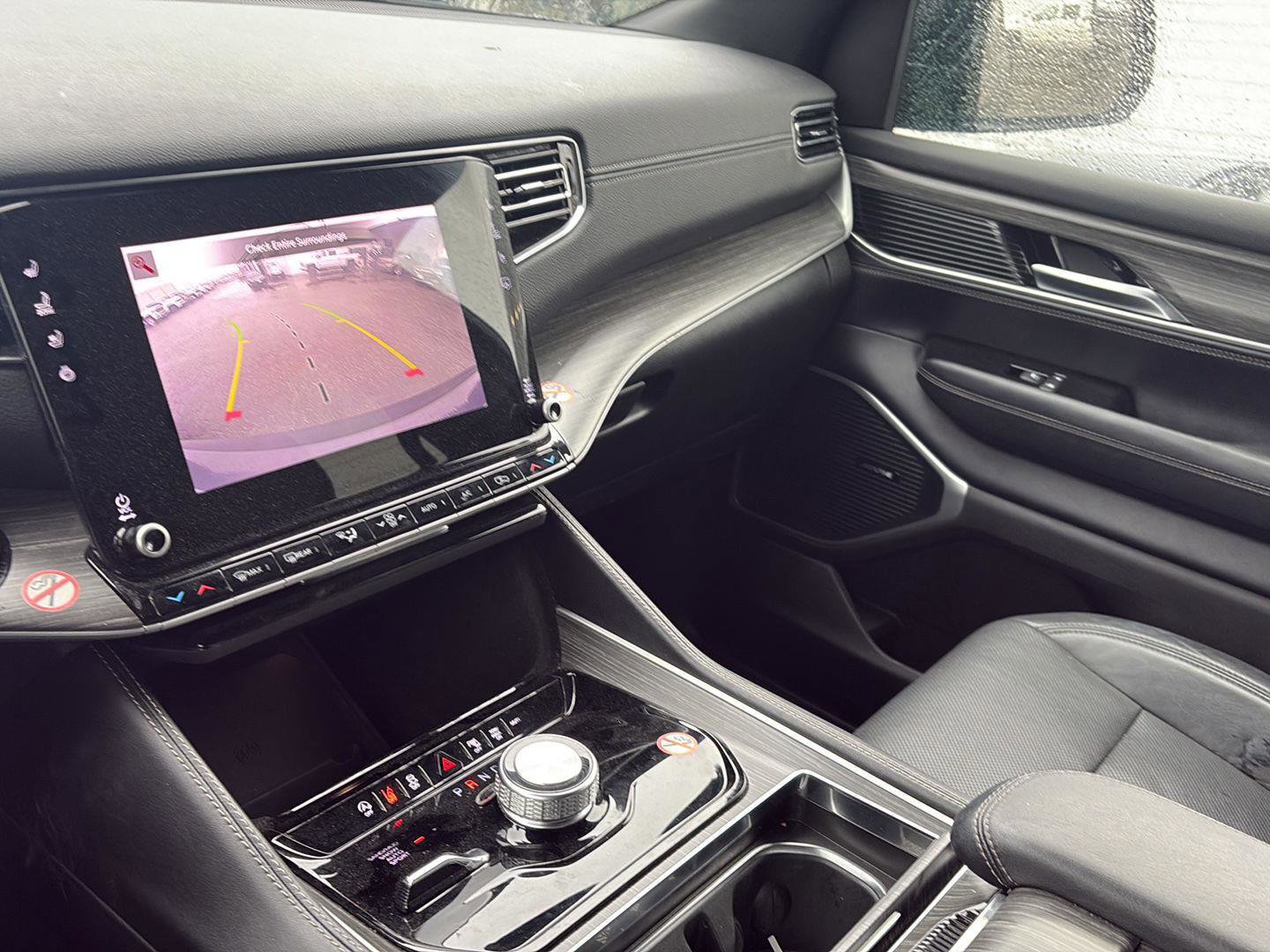 Used 2024 Jeep Wagoneer Series II image 20