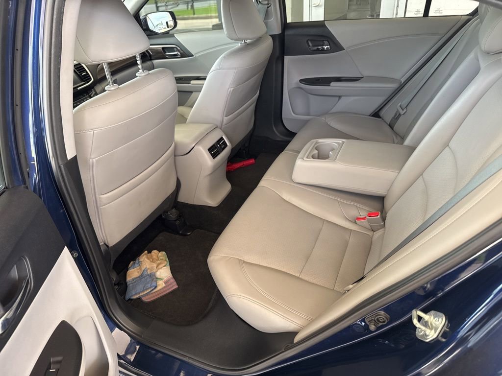 Used 2016 Honda Accord EX-L image 8
