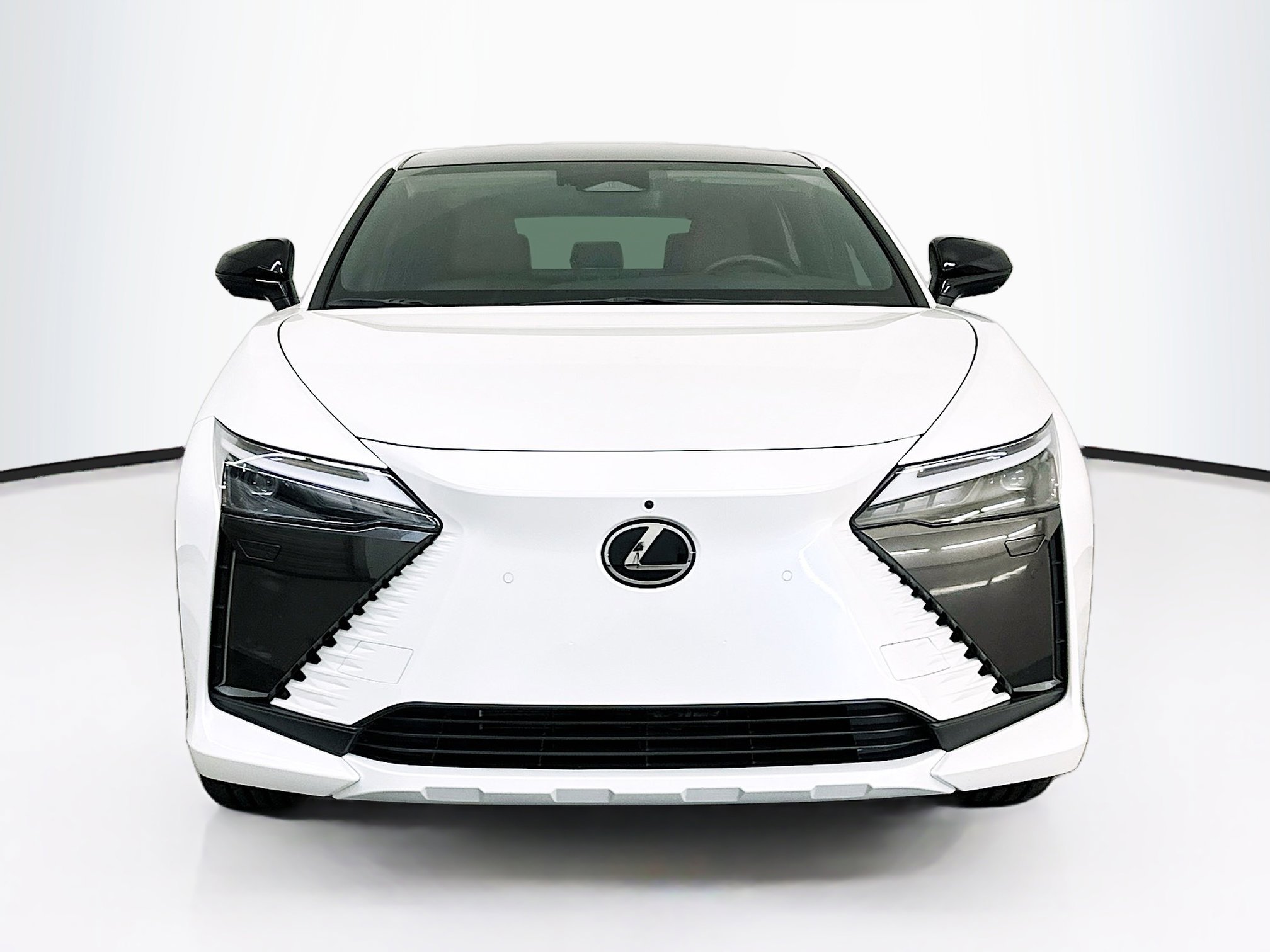 Used 2023 Lexus RZ 450e Premium w/ Technology Package AWD/4WD image 2
