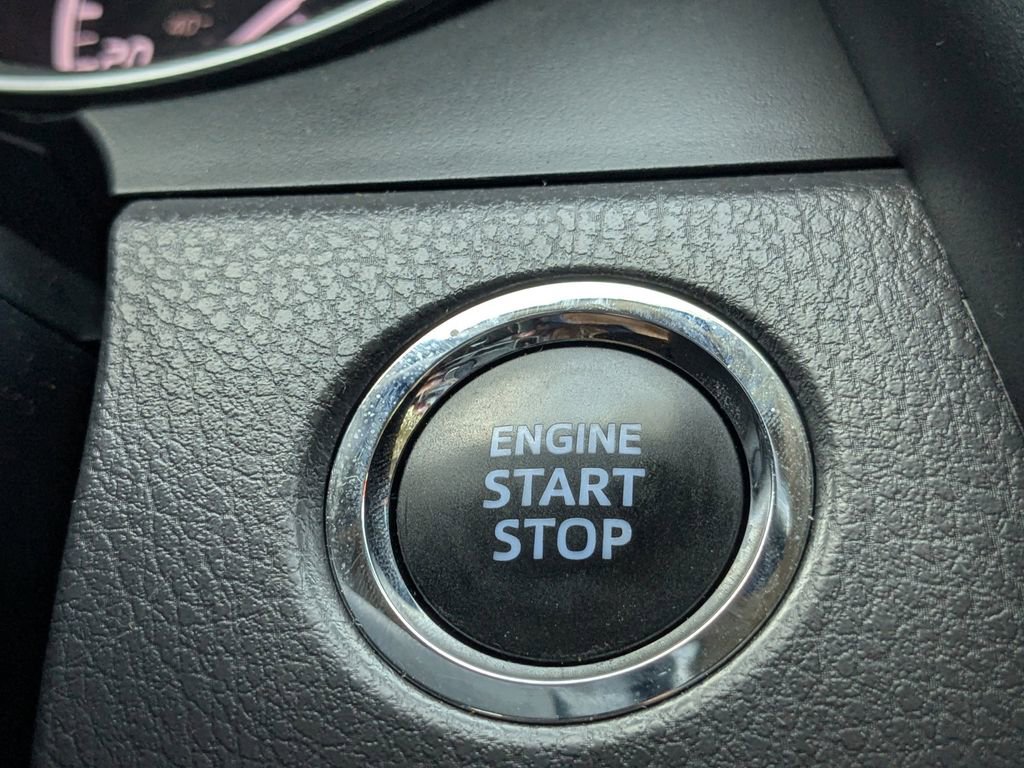 Used 2023 Toyota Camry XLE w/ Navigation Package image 25