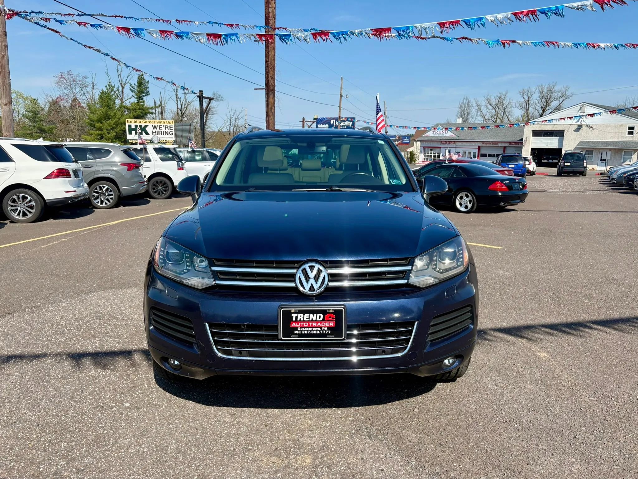 Used 2012 Volkswagen Touareg TDI image 8