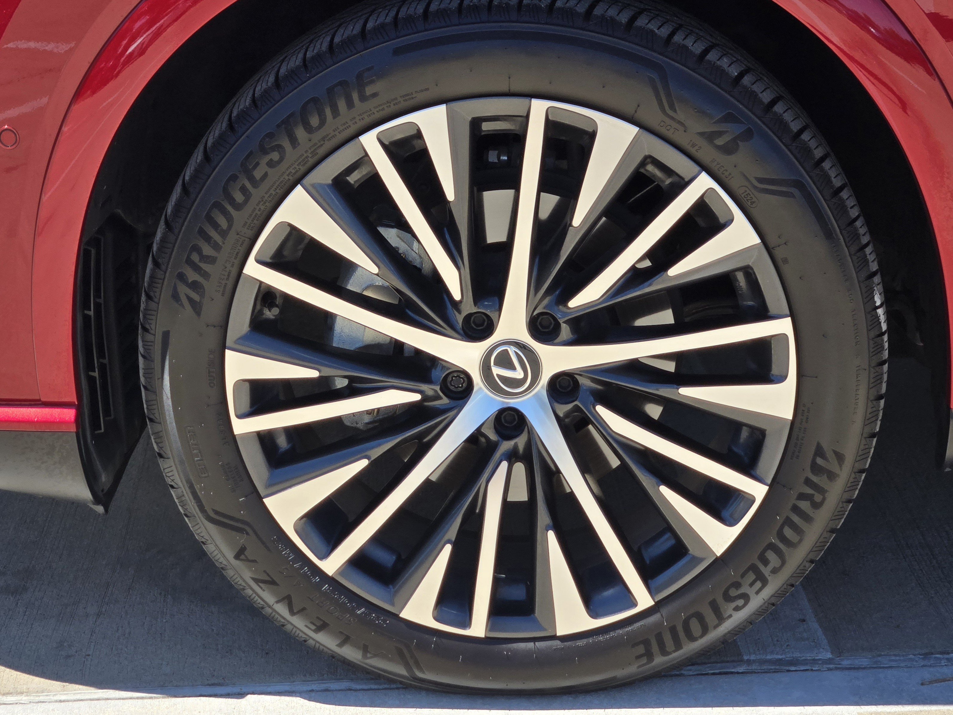 Used 2024 Lexus RX 350 Premium Plus w/ Convenience Package FWD image 8