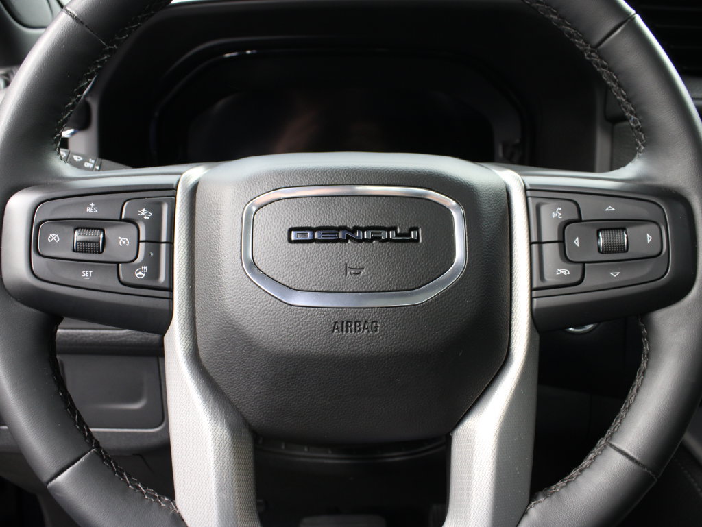 Used 2023 GMC Yukon XL Denali AWD/4WD image 63