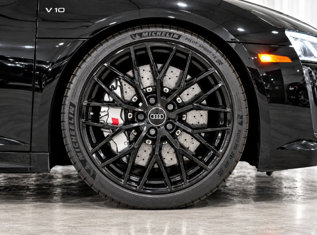 Used 2017 Audi R8 V10 plus AWD/4WD image 12