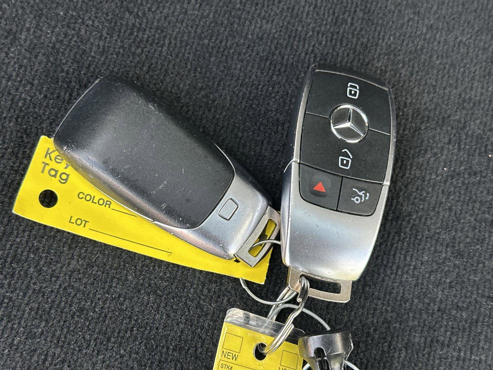 Used 2020 Mercedes-Benz GLC 300 image 21
