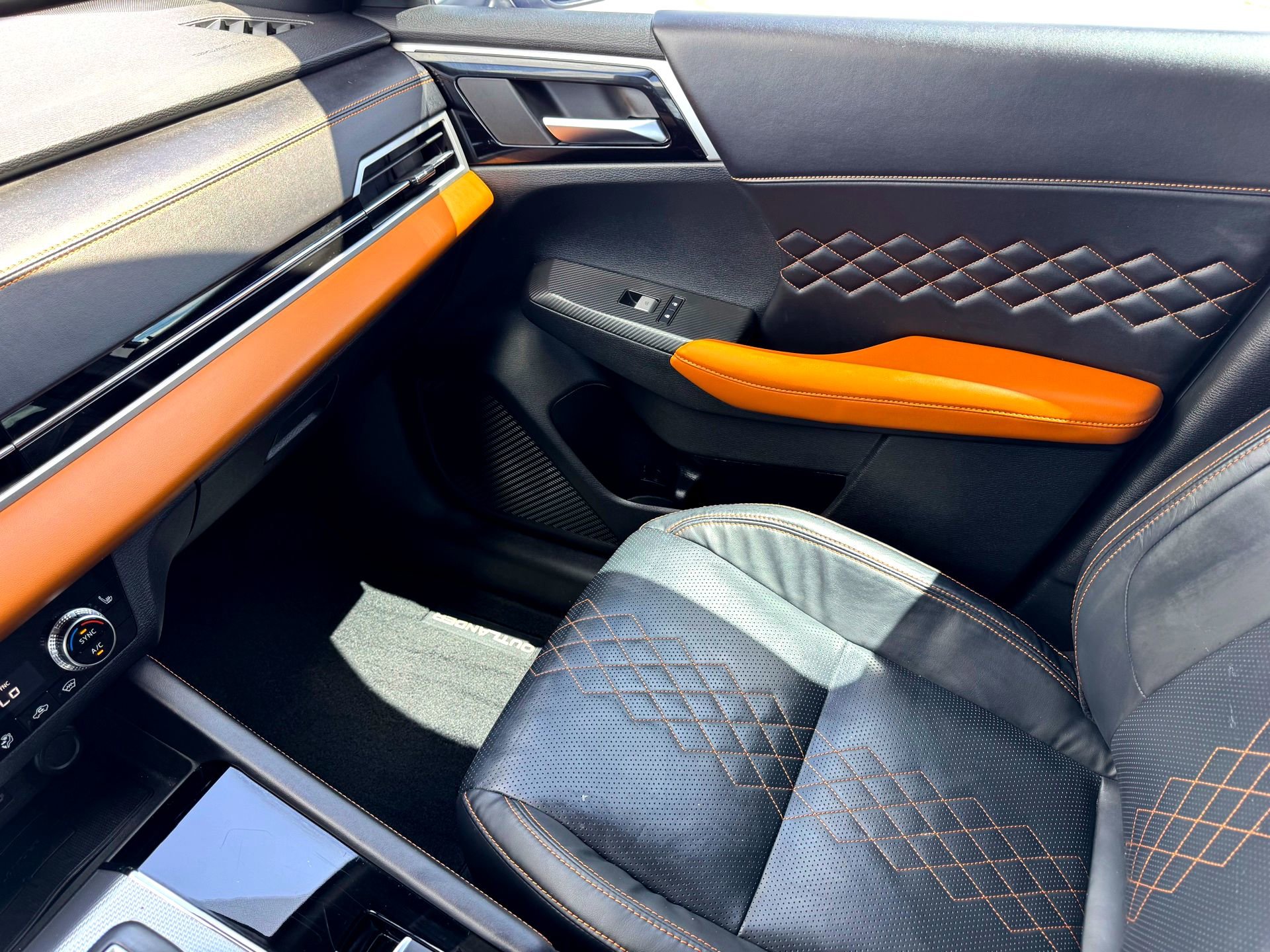 Used 2022 Mitsubishi Outlander SEL image 31
