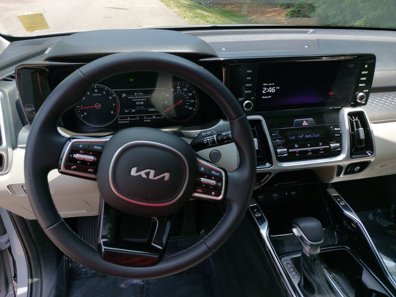 Used 2022 Kia Sorento SX AWD/4WD image 16