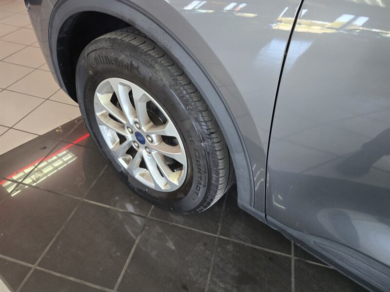 Used 2022 Ford Escape SE AWD/4WD image 32