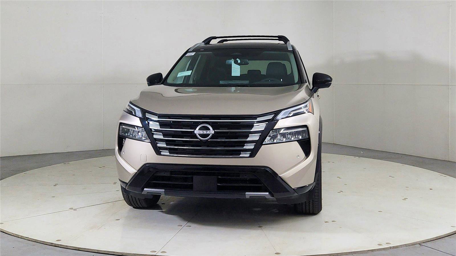 New 2026 Nissan Rogue Platinum w/ Platinum Premium Package AWD/4WD image 2