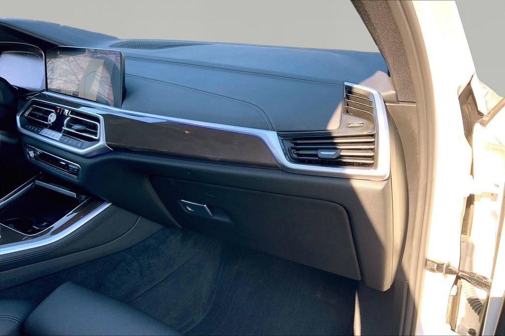 Used 2022 BMW X5 xDrive40i image 18