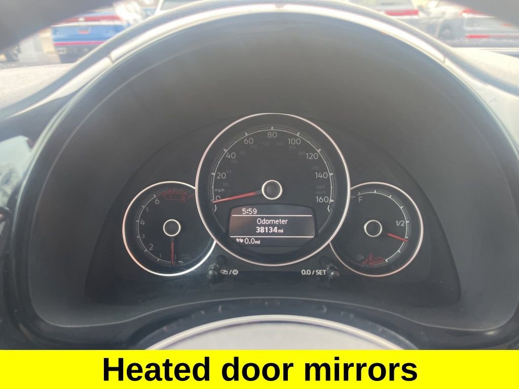 Used 2019 Volkswagen Beetle 2.0T S image 8