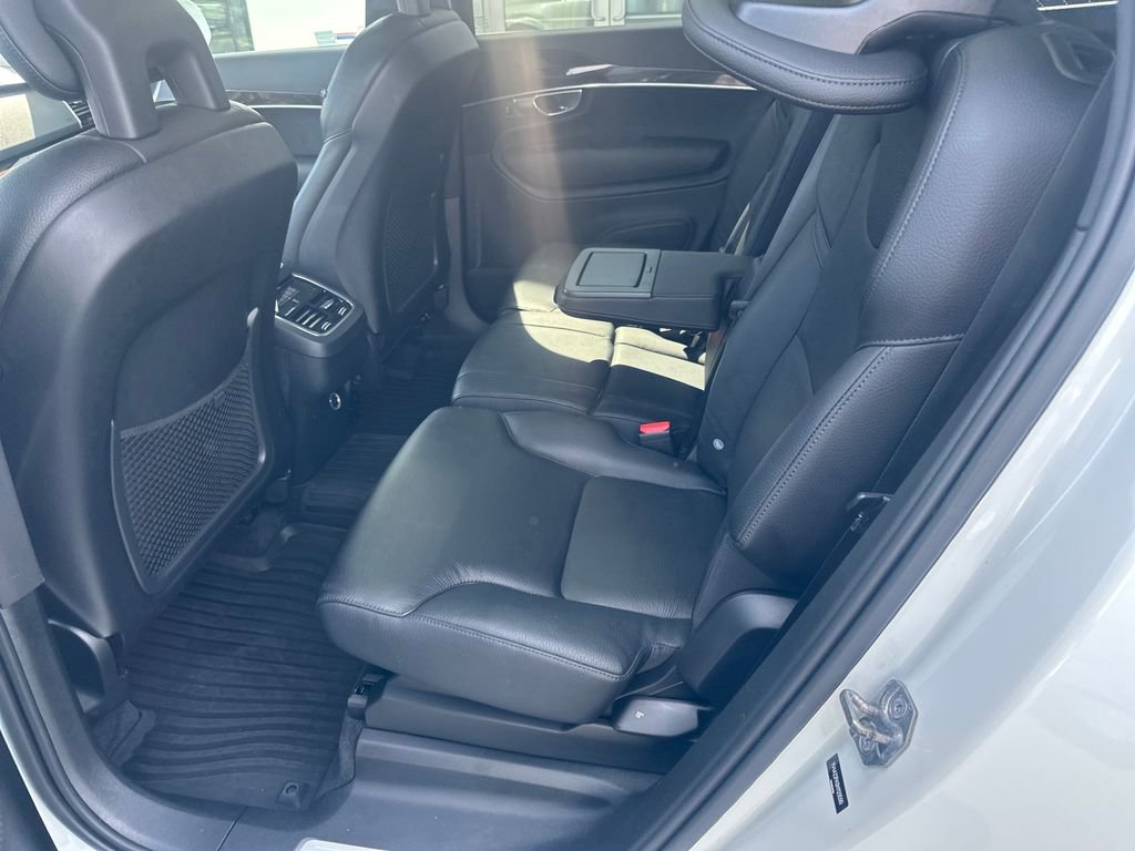 Used 2017 Volvo XC90 T6 Momentum w/ Vision Package AWD/4WD image 23