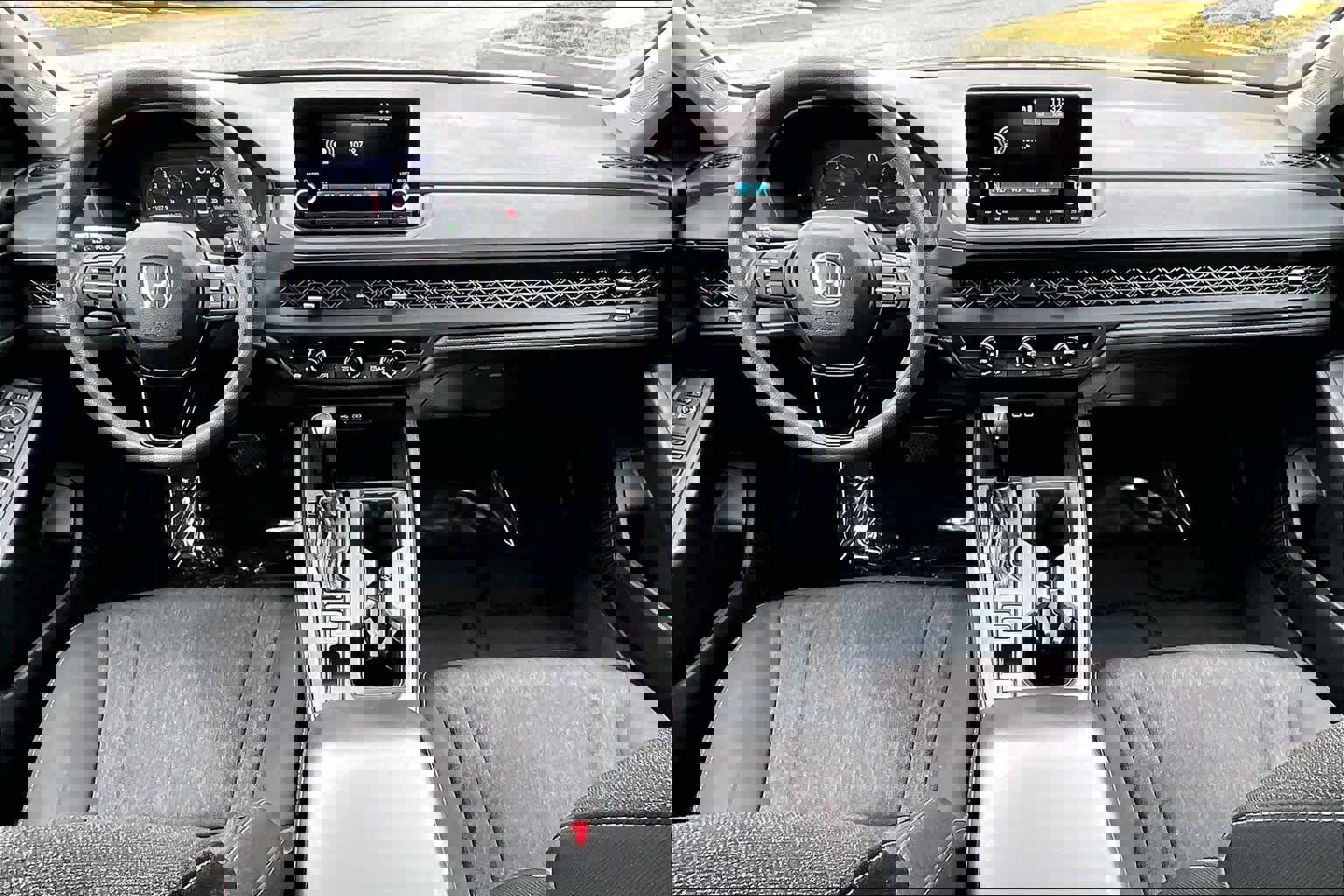 Used 2023 Honda Accord EX image 15