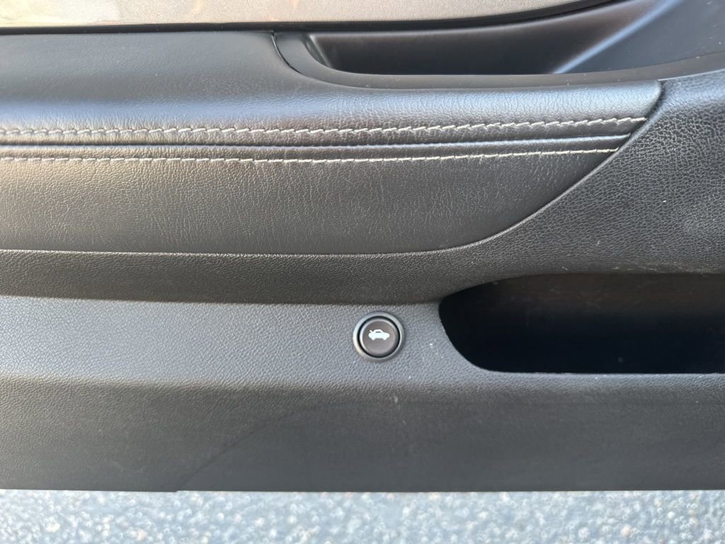 Used 2013 Chevrolet Camaro SS image 22