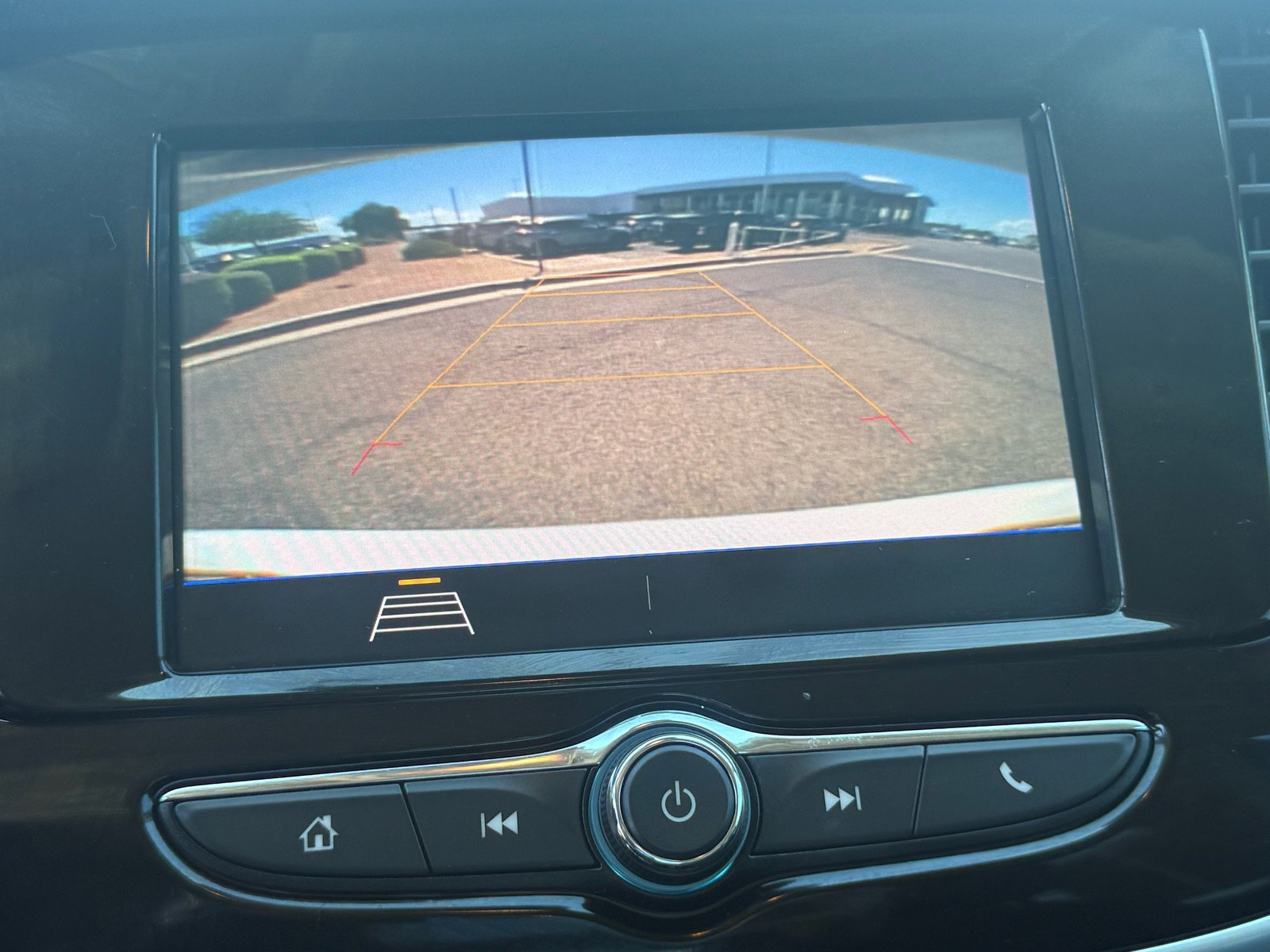 Used 2022 Buick Encore Preferred w/ Safety Package image 23