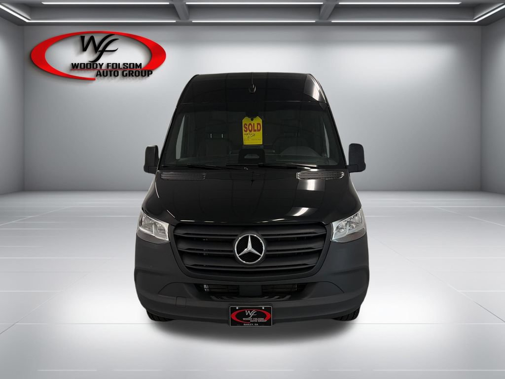 Used 2025 Mercedes-Benz Sprinter 3500 image 2