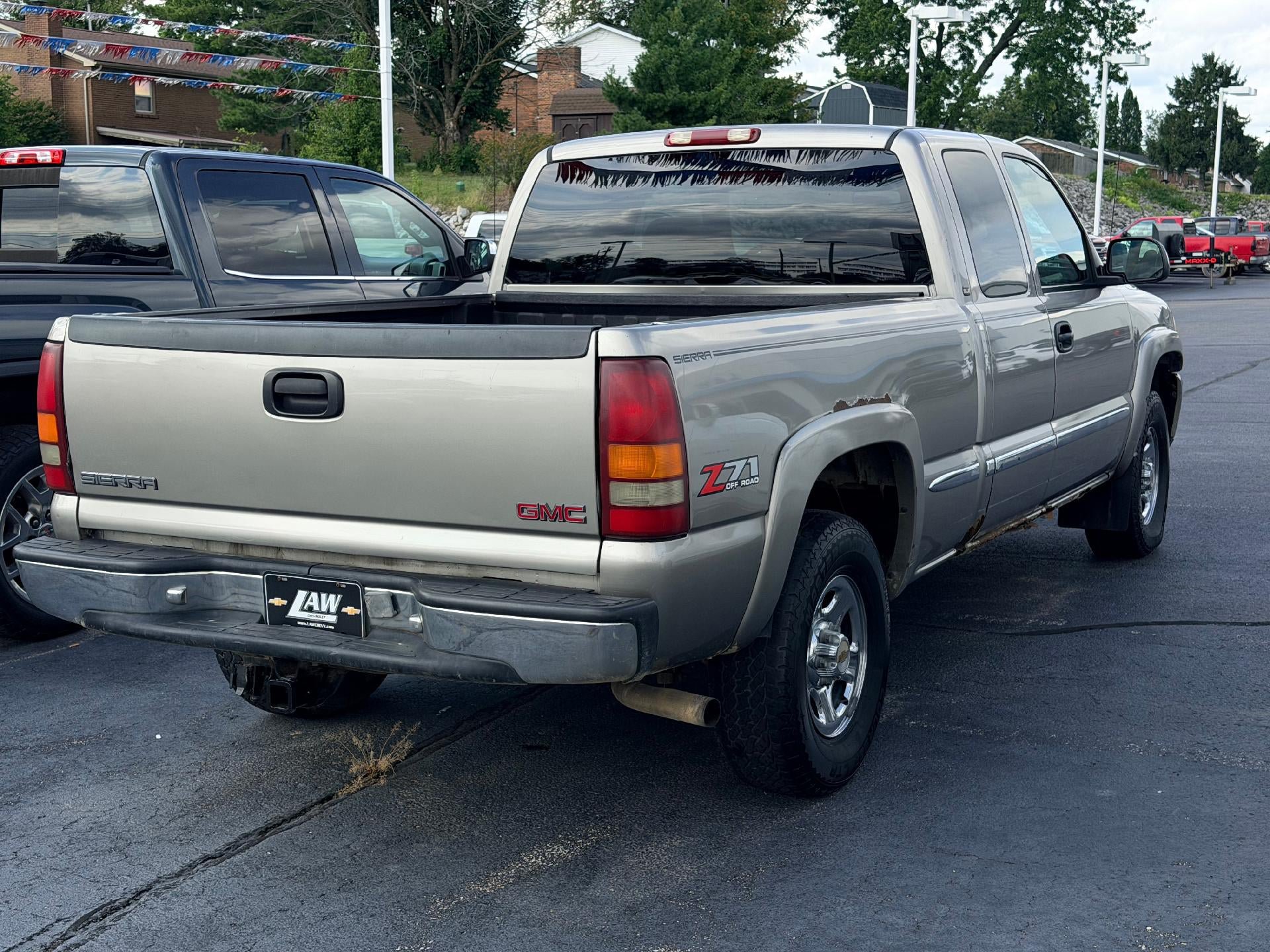Used 2001 GMC Sierra 1500 SL AWD/4WD image 3