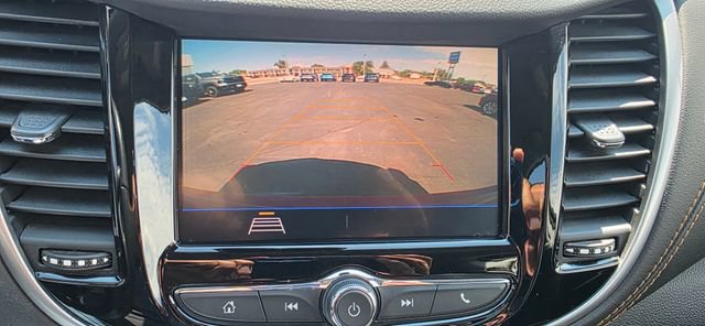 Used 2022 Chevrolet Trax LT w/ LT Convenience Package AWD/4WD image 20