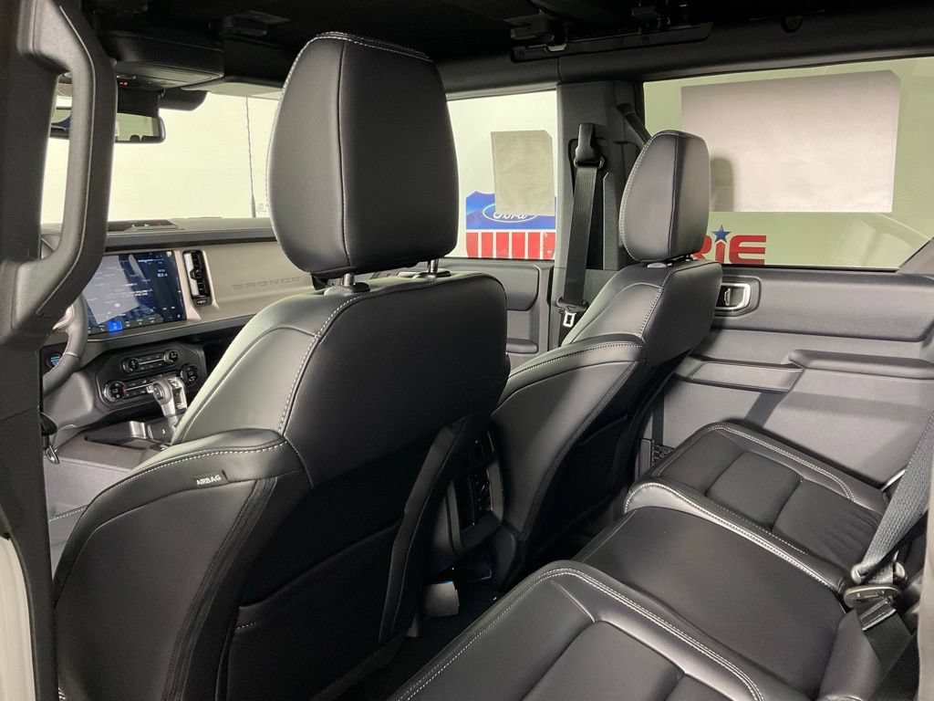 New 2026 Ford Bronco Outer Banks AWD/4WD image 15