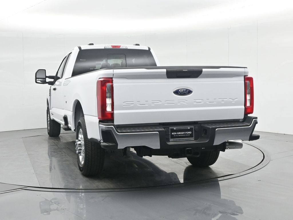 New 2026 Ford F350 XLT image 31